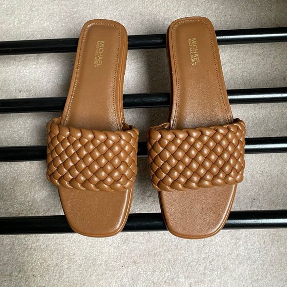 MICHAEL KORS Women Amelia Leather Slide Sandals - NEW NWOB - Picture 1 of 10